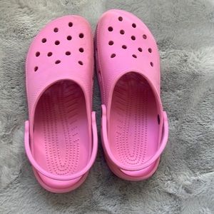 PInk crocs
